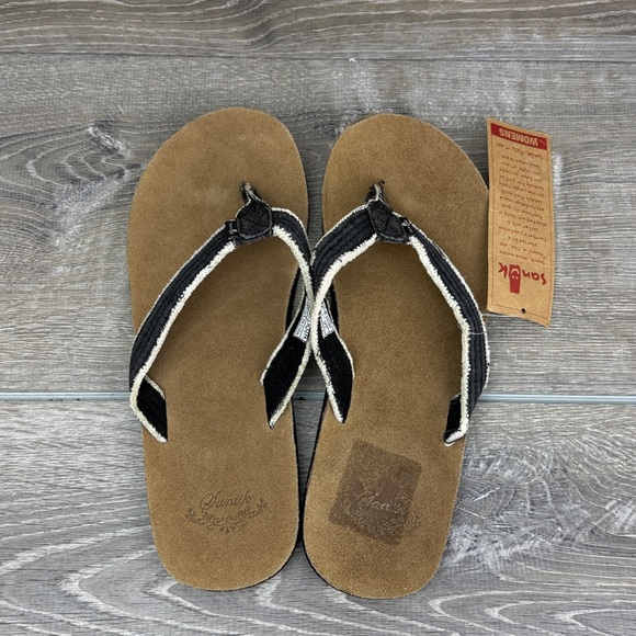 Sanuk Fraidy Cat Women’s Sz 10/EU 41 Black White Tan Slip On Flip Flop Sandals - Picture 5 of 13